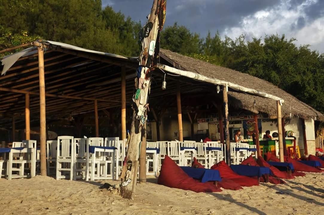 Sasak Island Bungalows กิลิเมโน ภายนอก รูปภาพ